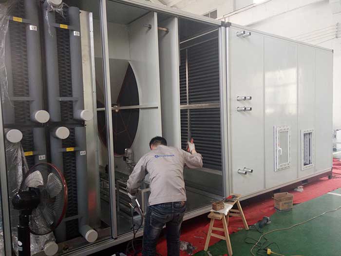 威海某大型化工企業(yè)兩臺10%濕度，40000風(fēng)量2臺除濕機組